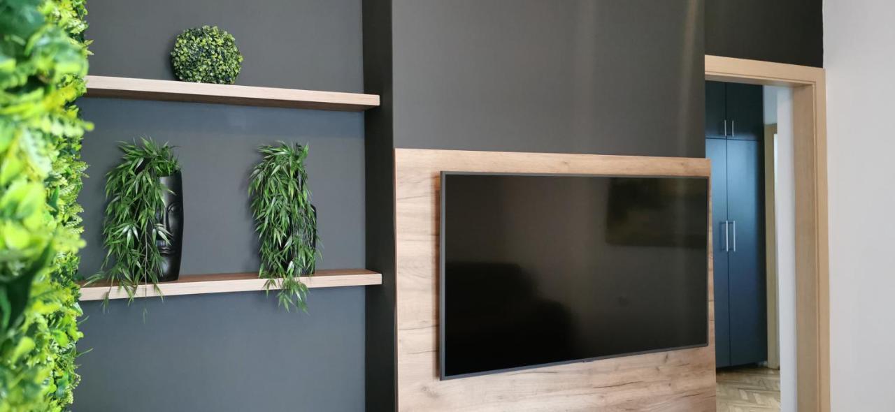 Apartman Wolf Varaždin エクステリア 写真